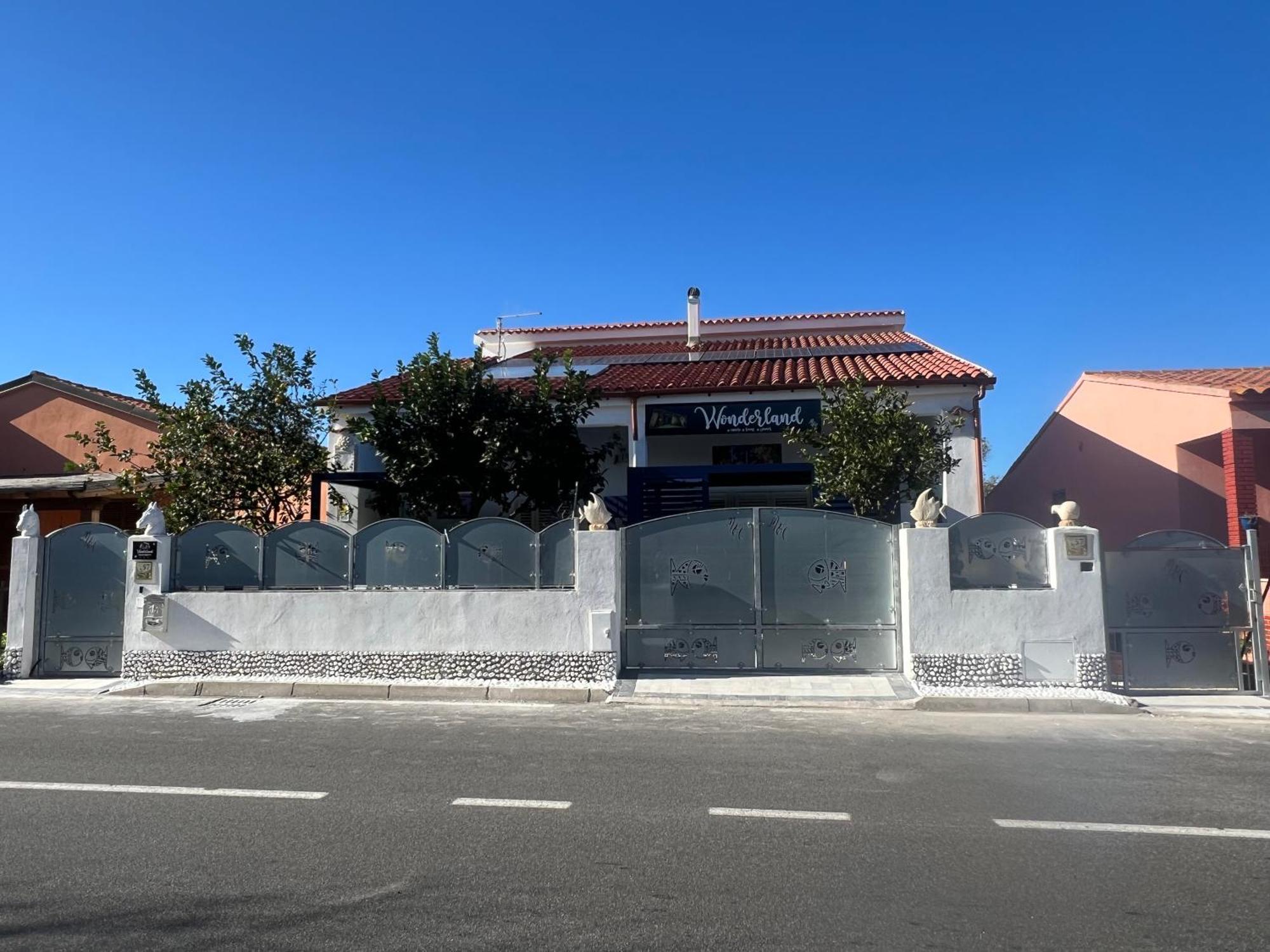 Hotel Wonderland San Teodoro  Exterior foto